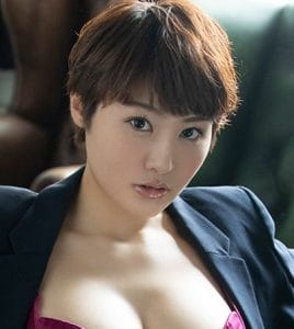 三岳ゆうな