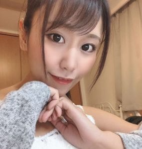 中尾芽衣子