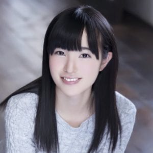 八尋麻衣