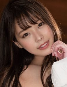 八木奈々