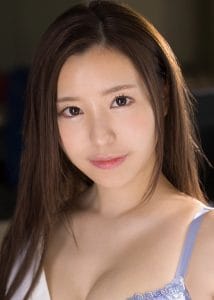 百永さりな