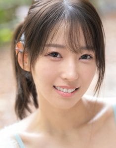 園梨音