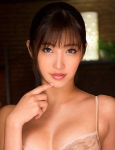 水川スミレ