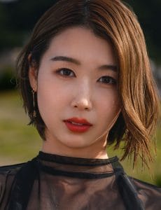 結城花乃羽